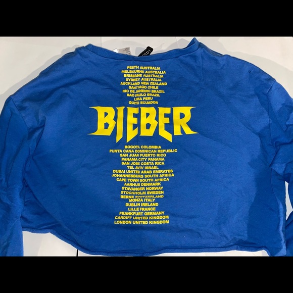 SUPER CUTE H&M CROPPED SWEATER - Picture 3 of 5